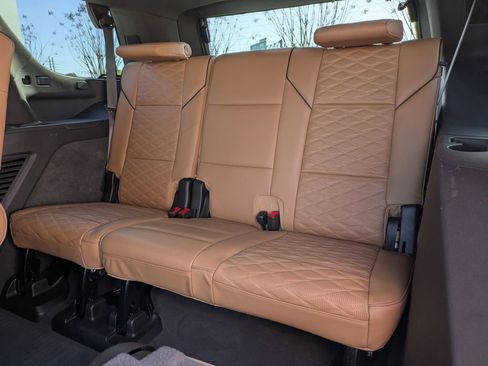 Used 2021 Cadillac Escalade Sport w/ Heavy-Duty Trailer Package image 17