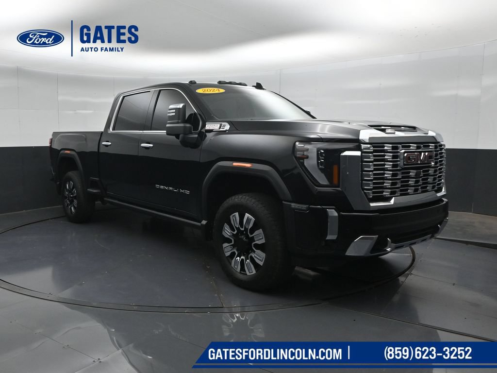 Used 2024 GMC Sierra 2500 Denali w/ Denali Reserve Package AWD/4WD image 4