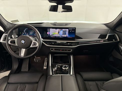Used 2025 BMW X6 xDrive40i w/ Executive Package AWD/4WD image 16