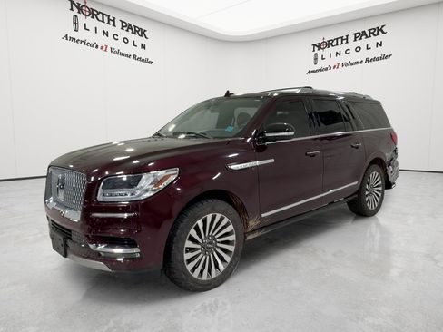 Used 2021 Lincoln Navigator L Reserve w/ Luxury Package AWD/4WD image 1