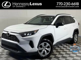 Used 2019 Toyota RAV4 LE video 1