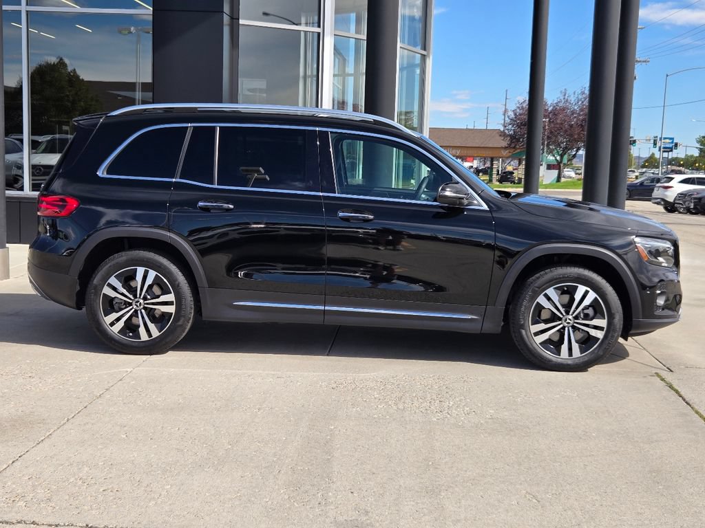 Used 2025 Mercedes-Benz GLB 250 4MATIC image 44