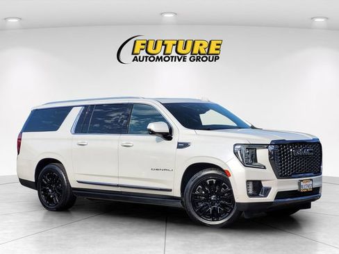 Used 2024 GMC Yukon XL Denali Ultimate AWD/4WD image 1