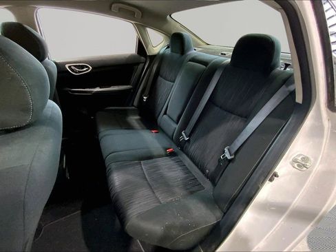 Used 2019 Nissan Sentra SV FWD image 16
