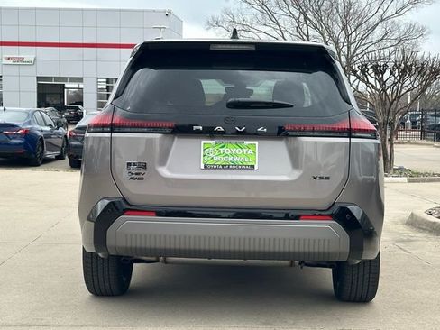 New 2026 Toyota RAV4 XSE w/ Panoramic Sun Roof Package AWD/4WD image 4
