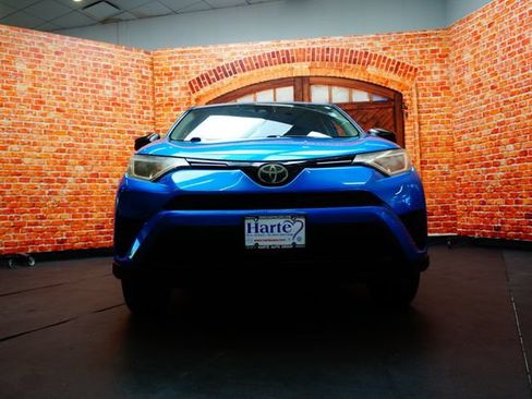 Used 2018 Toyota RAV4 LE w/ All Weather Liner Package AWD/4WD image 5