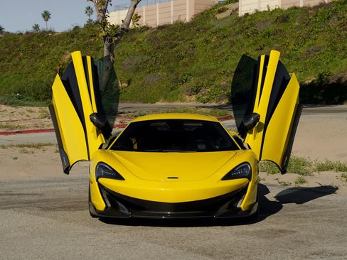 Used 2019 McLaren 600LT image 3