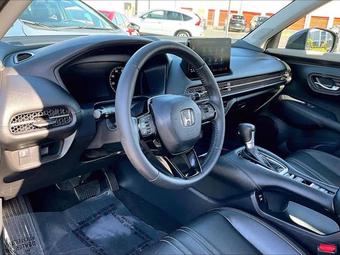 Used 2024 Honda HR-V EX-L image 17