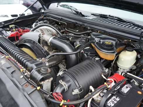 Used 2005 Ford F250 Lariat AWD/4WD image 9