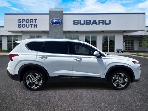 Used 2023 Hyundai Santa Fe SEL FWD image 2