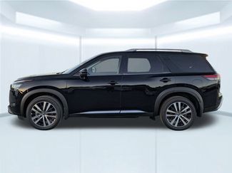 New 2025 Nissan Pathfinder Platinum w/ Cargo Package video 2