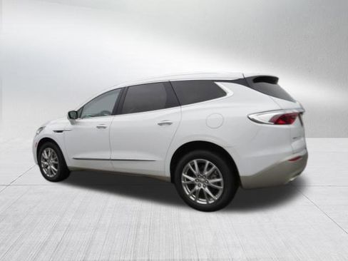 Used 2024 Buick Enclave Essence w/ Experience Buick Package image 6