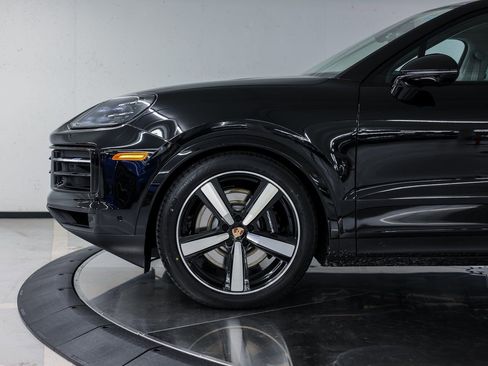 New 2026 Porsche Cayenne S image 11
