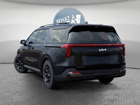 New 2026 Kia Carnival SX Prestige FWD image 4