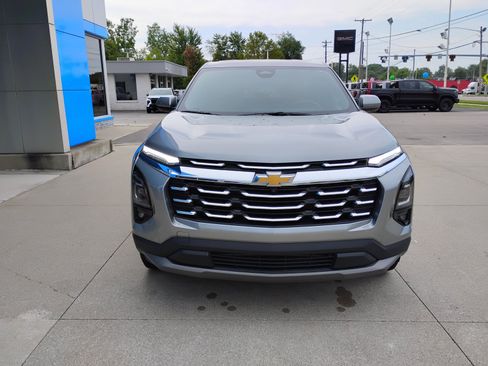 Used 2026 Chevrolet Equinox LT w/ Convenience Package II FWD image 15