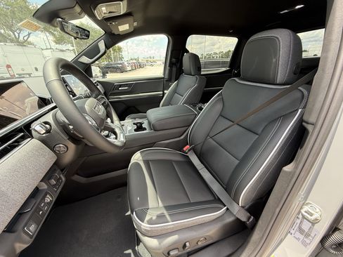 New 2026 GMC Sierra EV Elevation w/ Premium Package image 17