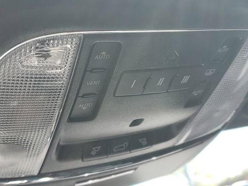 Used 2020 Jeep Grand Cherokee Trailhawk w/ Trailhawk Luxury Group AWD/4WD image 6