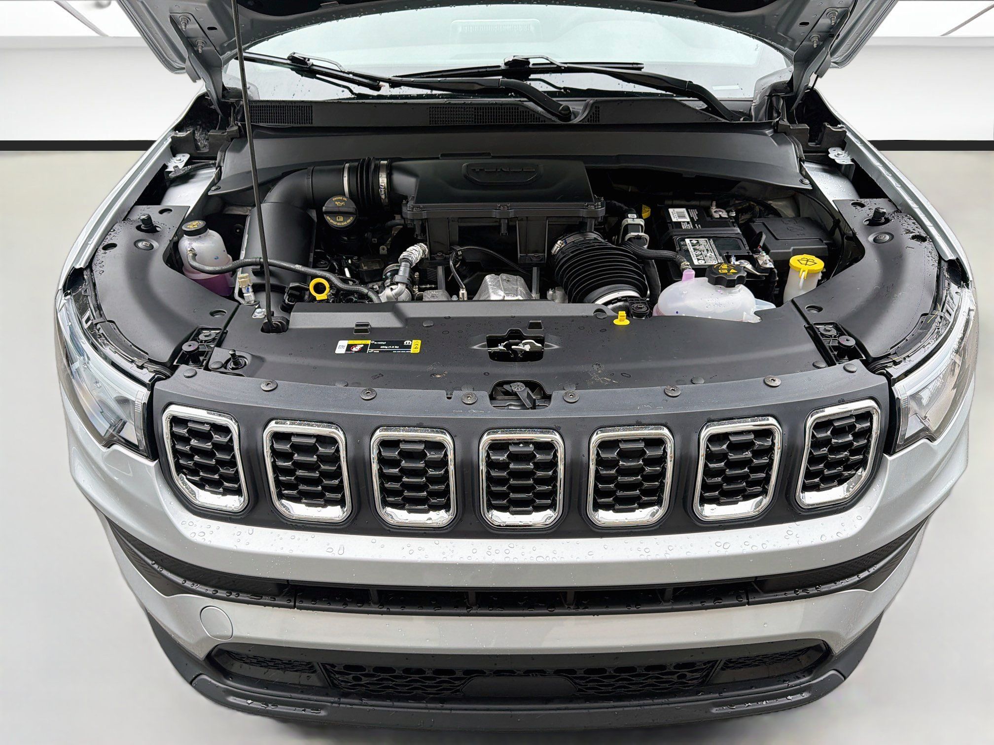 Used 2025 Jeep Compass Sport AWD/4WD image 24