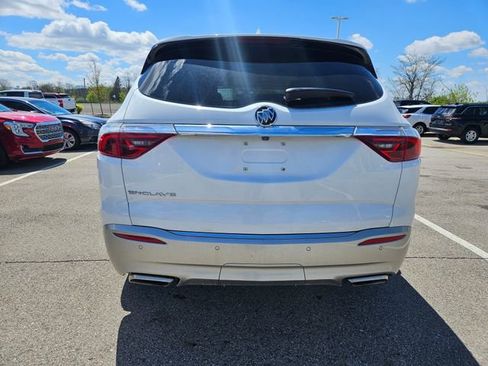 Used 2023 Buick Enclave Essence w/ Trailering Package, 5000 lbs. FWD image 6