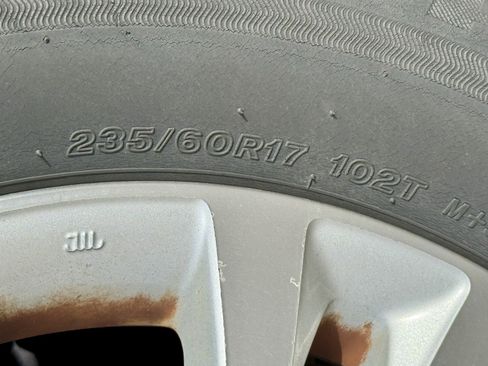 Used 2013 Toyota Sienna XLE image 10