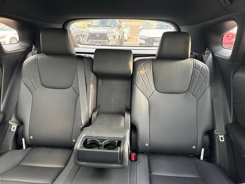 Used 2025 Lexus RX 350 F Sport w/ Convenience Package AWD/4WD image 29