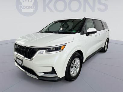 Used 2024 Kia Carnival LX