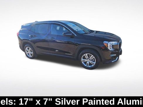 Used 2024 GMC Terrain SLE image 10