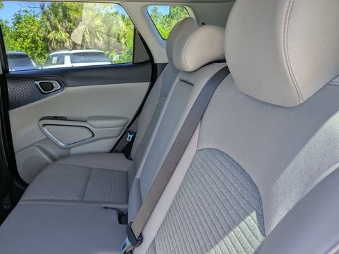 Certified 2025 Kia Soul EX FWD image 19