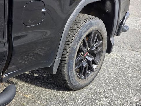 Used 2019 GMC Sierra 1500 Elevation AWD/4WD image 18