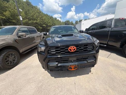 Used 2025 Toyota 4Runner TRD Sport Premium AWD/4WD image 8