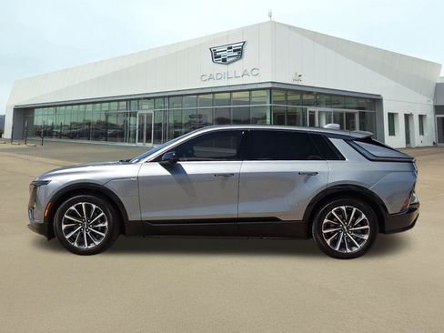 Certified 2024 Cadillac Lyriq Sport RWD image 3