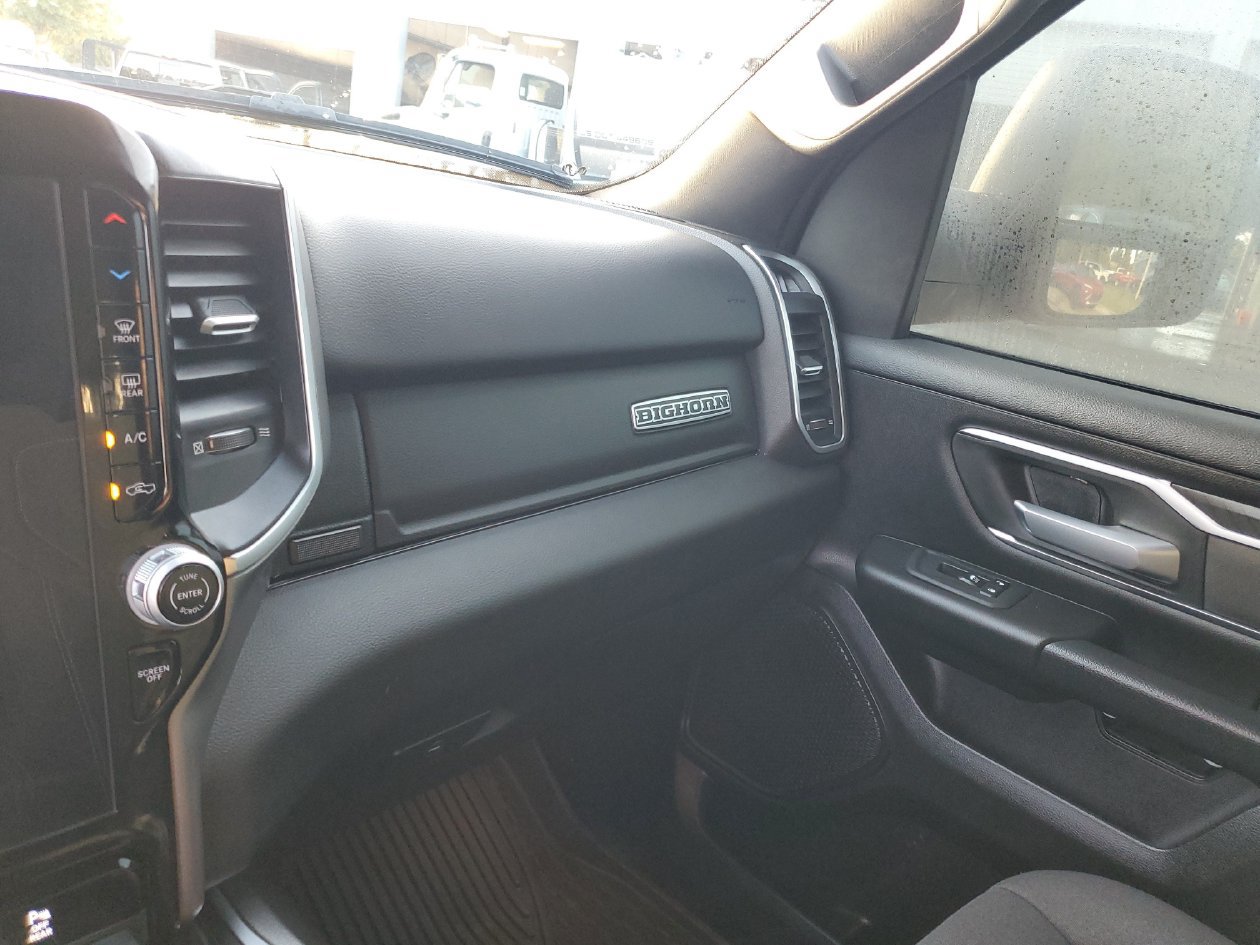 Used 2025 RAM 1500 Big Horn AWD/4WD image 25