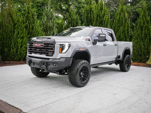 Used 2025 GMC Sierra 2500 AT4X w/ AT4X AEV Edition AWD/4WD image 5