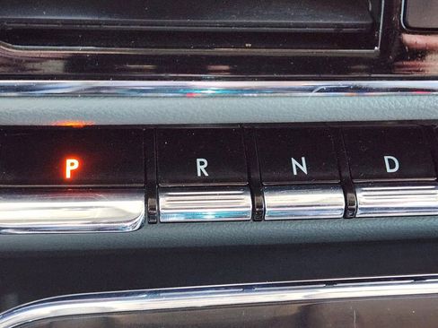 Used 2019 Lincoln Navigator Reserve image 31