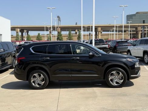 Used 2023 Hyundai Santa Fe SEL w/ Cargo Package AWD/4WD image 3
