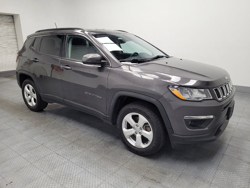 Used 2019 Jeep Compass Latitude w/ Popular Equipment Group AWD/4WD image 11