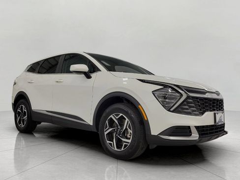 Used 2025 Kia Sportage LX AWD/4WD image 33
