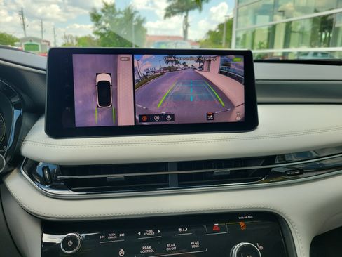 Certified 2026 INFINITI QX60 Luxe w/ Cargo Package image 25