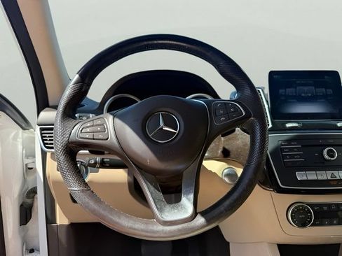 Used 2018 Mercedes-Benz GLE 350 4MATIC image 19