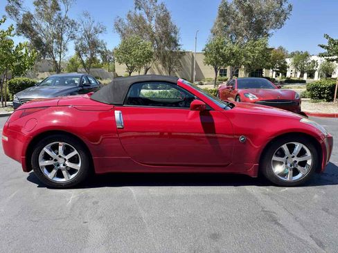 Used 2005 Nissan 350Z Touring image 56