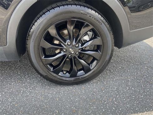 Used 2020 Kia Sorento S image 7
