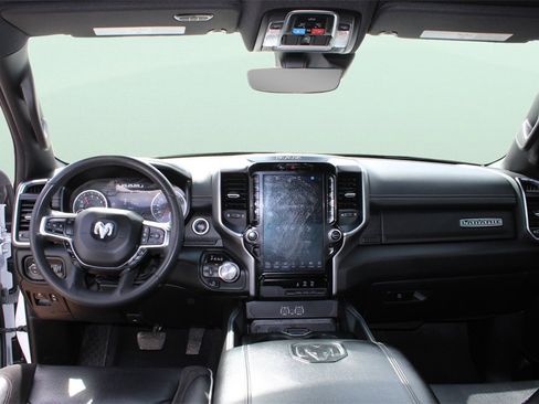 Used 2025 RAM 1500 Laramie image 19