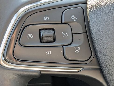 Used 2023 Buick Envision Preferred image 19