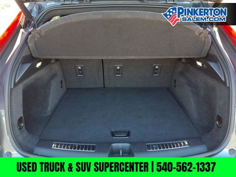 Used 2019 Cadillac XT4 Premium Luxury image 14