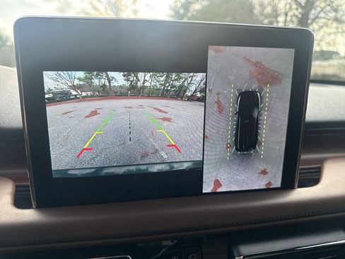 Used 2023 Lincoln Aviator Reserve w/ Equipment Group 201A image 17