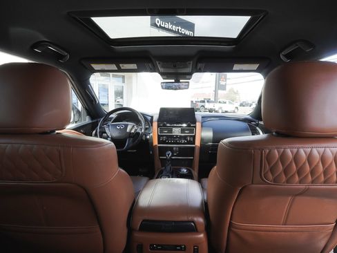 Used 2024 INFINITI QX80 Sensory image 44