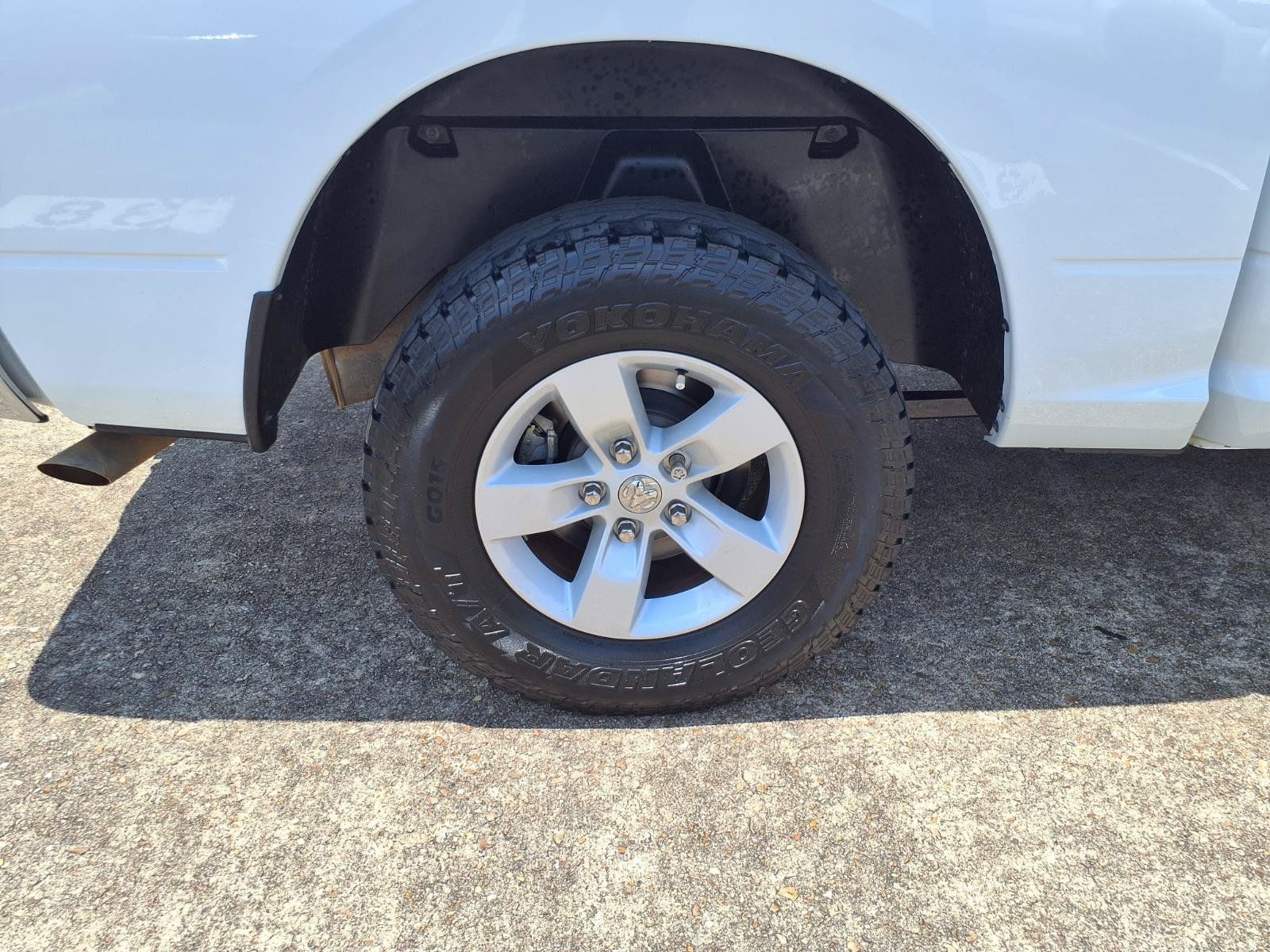Used 2022 RAM 1500 Classic SLT w/ Electronics Group AWD/4WD image 30