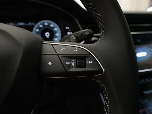 New 2026 Audi Q8 Premium Plus AWD/4WD image 19