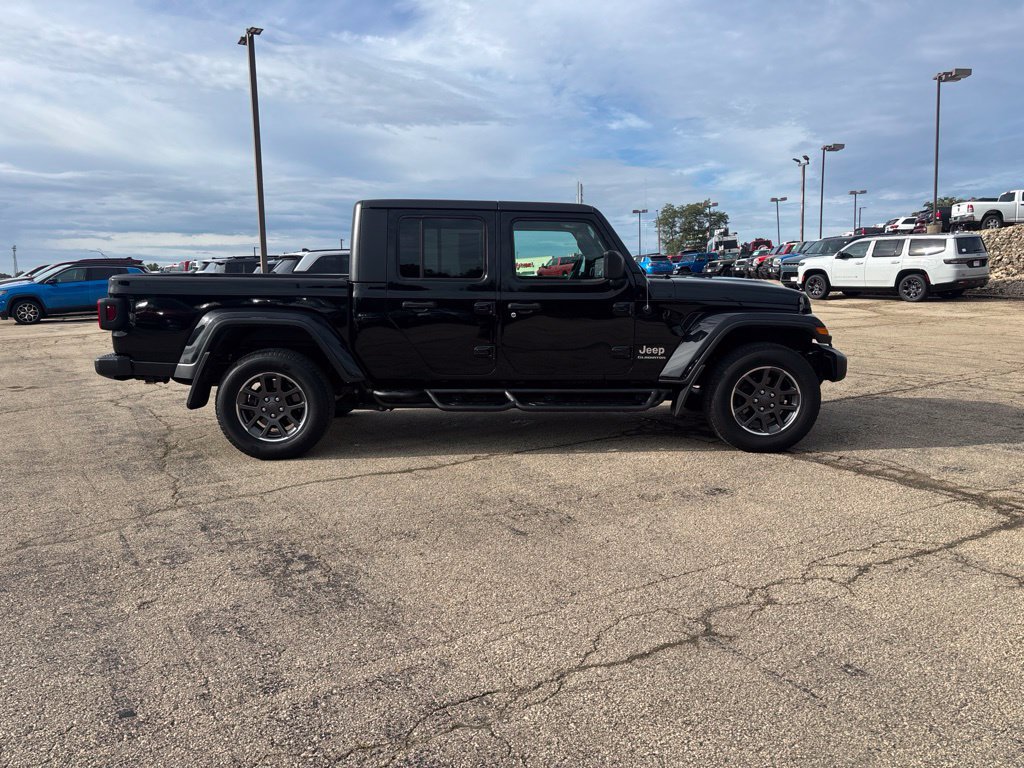Used 2020 Jeep Gladiator Overland w/ Cold Weather Group AWD/4WD image 7