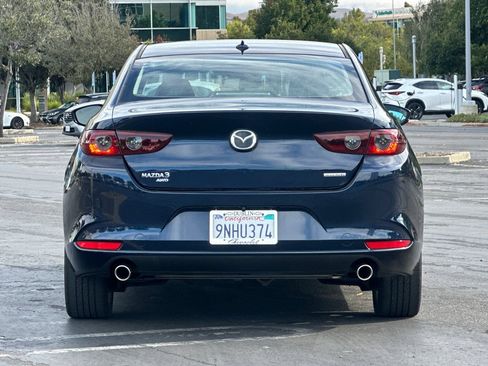 Used 2020 MAZDA MAZDA3 AWD Sedan w/ Preferred Package image 5